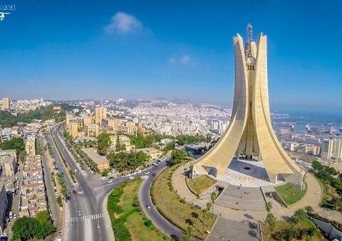 Əlcəzairin Bakı səfiri deklarasiya yaydı