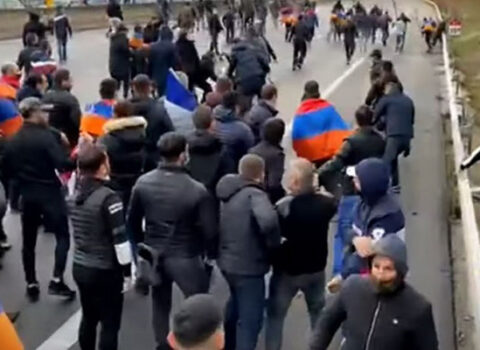 Ermənilər Fransada türklərə hücum etdilər – YARALILAR VAR