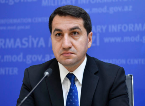 Hikmət Hacıyev: “Azərbaycan hərbi hədəflərə adekvat cavab vermək hüququnu özündə saxlayır”
