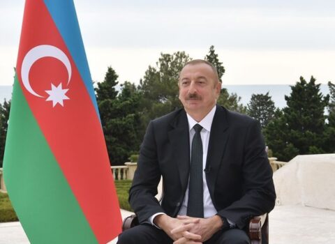 İlham Əliyevin fransız aparıcıya verdiyi bu cavab Türkiyədə manşet oldu – FOTO/VİDEO