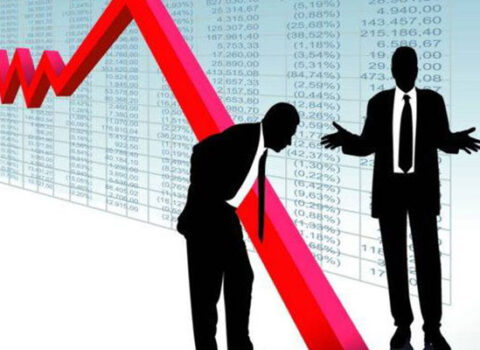 Ermənistanın milli valyutası dəyərini itirir