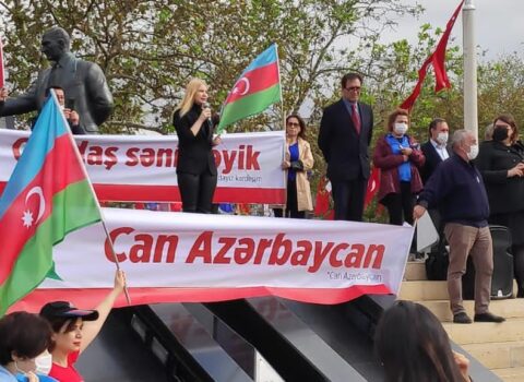 İstanbulda “Qarabağ Azərbaycandır” adlı aksiya keçirilib (FOTO