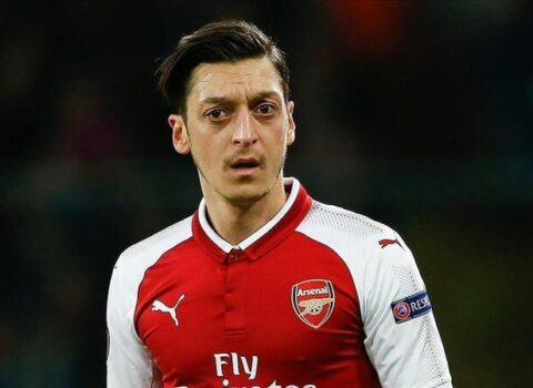 Mesut Özildən Azərbaycana DƏSTƏK – FOTO