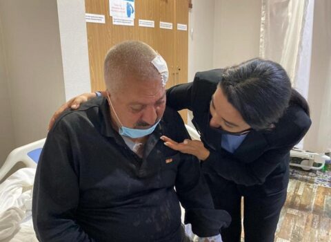 Ombudsman Gəncə terrorunda yaralanmış və zərərçəkmiş sakinlərlə görüşüb