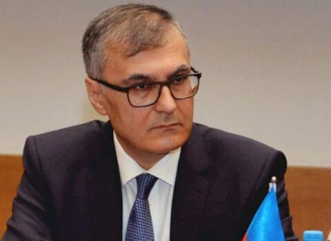 “Naxçıvanın Azərbaycana verilməsi faktını göstərənə 1 milyard dollar verməyə hazıram“ – Fuad Axundov