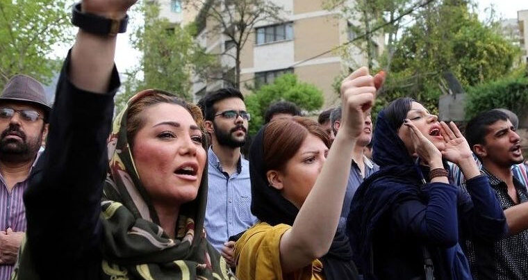 Güney Azərbaycan yenidən ayağa qalxır – Xalq meydana çağırıldı Güney Azərbaycan yenidən ayağa qalxır – Xalq meydana çağırıldı
