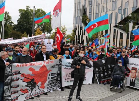 Almaniyada “Erməni terroruna və işğalına yox” adlı yürüş keçirildi