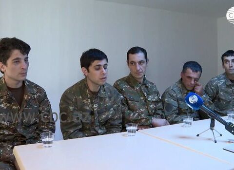 Erməni əsirlər həmvətənlərinə səsləndi: “Silahı yerə qoyun, boş yerə ölməyin” – VİDEO