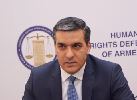 “Kəndlər təslim olunsa, Azərbaycan daha əlverişli mövqedə olacaq” – Tatoyan