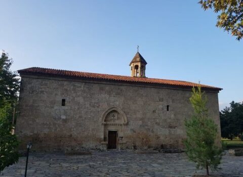 Alban və erməni kilsələrinin əsas fərqləri nələrdir? – VİDEO