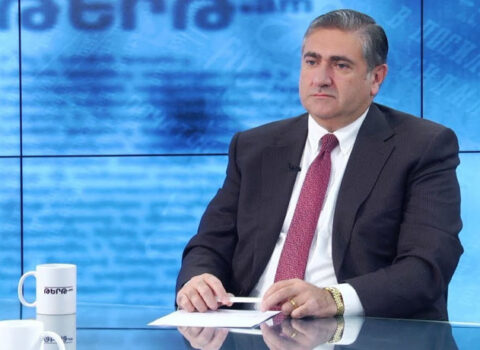 Kapitulyasiya aktı bizi çörəksiz qoydu – Erməni nazir
