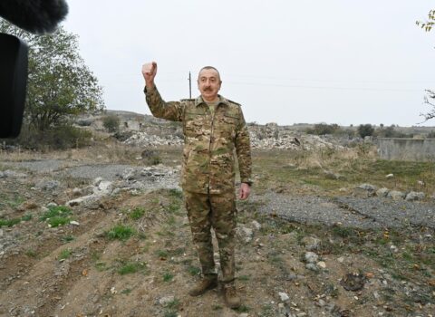 “Birlik, güc, şəhidlərimiz hesabına şərtlərini Paşinyanın başına vurduq” – VİDEO