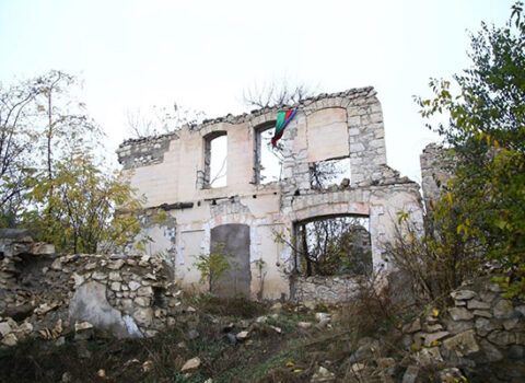 Ermənilərin viran qoyduğu FÜZULİ: Sakinləri tanıya bilmədi… – FOTOLAR
