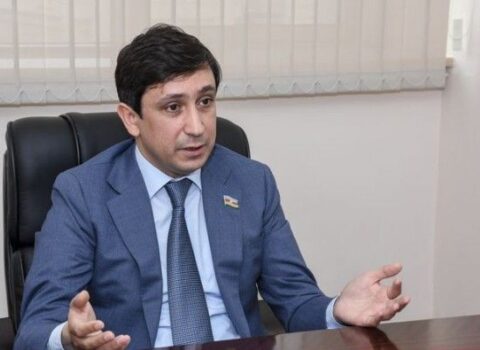 “İlham Əliyev Moskva görüşünə qalib ölkənin Prezidenti kimi qatıldı” – Deputat