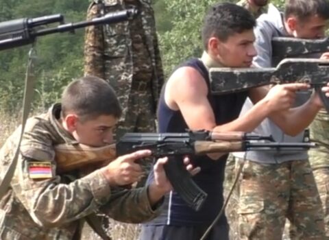 “Vestnik Kavkaza”: “Erməni hərbçiləri Azərbaycan ərazilərində niyə qaldılar?”