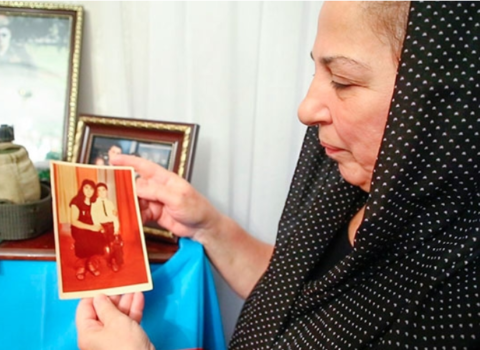 “Polad Həşimovun məzarına gül qoymaq arzusu idi, onun yanında dəfn olundu” – VİDEO