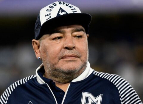 Maradonanın nikahdankənar qızı tapıldı – O da futbolçudur + FOTO