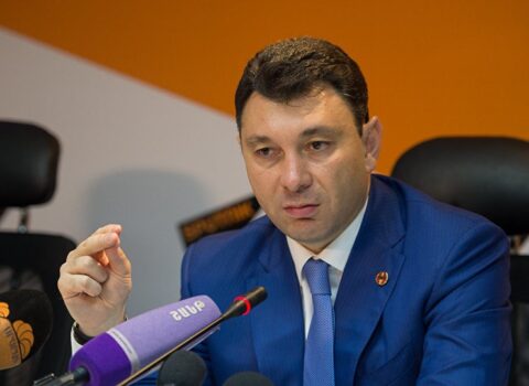 “Paşinyan məğlubiyyətin simvoludur” – Şarmazanov