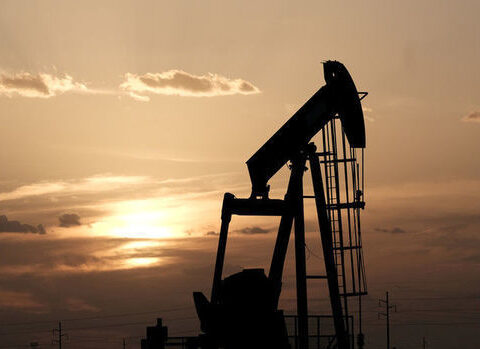 Azərbaycan nefti ucuzlaşdı