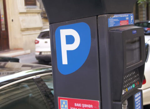 Bakıda avtomobillərin parklanmasının ödənişsiz olacağı ərazilər məlum oldu – SİYAHI