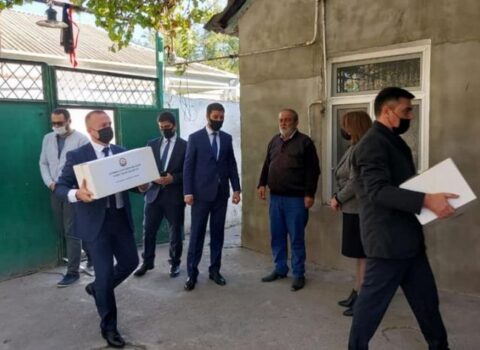 Erməni təcavüzündən zərər çəkmiş ailələrə humanitar yardım edilib – XİN