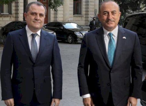Ceyhun Bayramov Mövlud Çavuşoğlu ilə Qarabağı müzakirə etdi