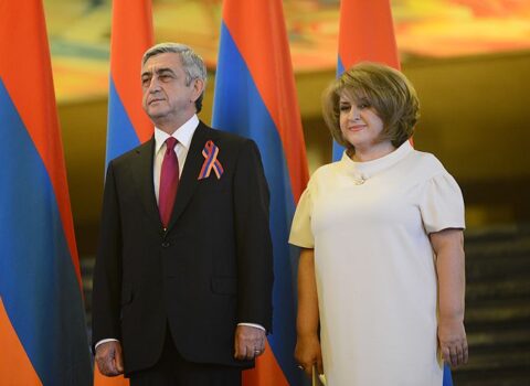 Sarkisyanın arvadı xəstəxanaya yerləşdirildi – Reanimasiyadadır