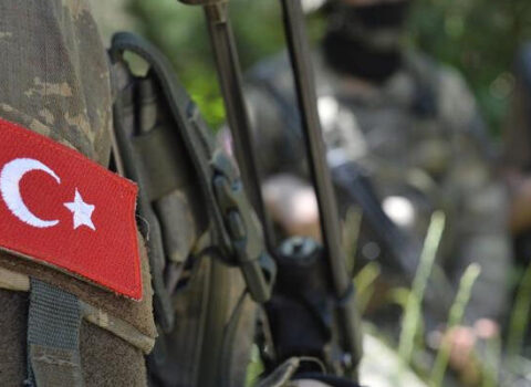 Türkiyədə partlayış: 4 əsgər yaralandı