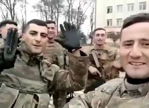 Əsgərlərimiz Şuşadan Azərbaycana salam yolladı – VİDEO