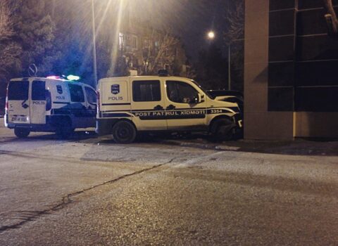 Keçmiş məhkum komendant postunda tapança ilə saxlanıldı