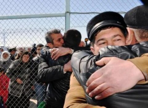Şəhid olan əsgərlərin valideynləri azadlığa çıxdı – SİYAHI