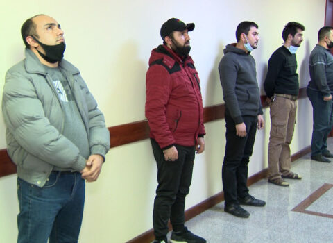 Məşhur taksi şirkətinin rəhbərliyi saxlanıldı: Polisi aldatmaq üçün şəbəkə yaradıblar – VİDEO