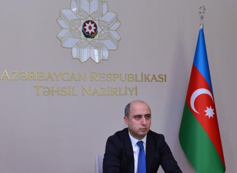 “Öyrənmə həm də əyləncə formasında olmalıdır. Xüsusilə də aşağı yaşlarda ki, motivasiya olsun”