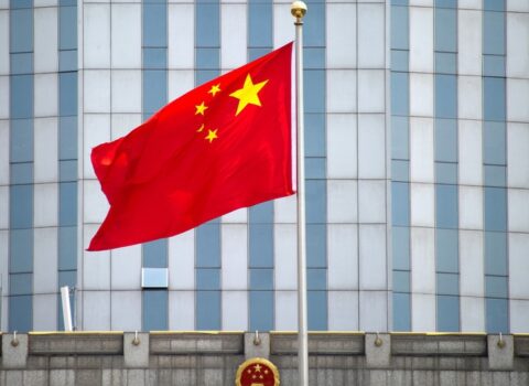 Çində Rusiya ilə həmsərhəd şəhərə giriş-çıxış bağlandı