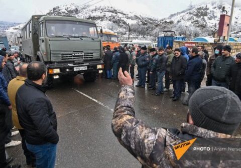 “Ermənistan beynəlxalq səviyyədə tanınmış sərhədlərinə qayıdır, əks halda müharibə başlayacaqdı…”