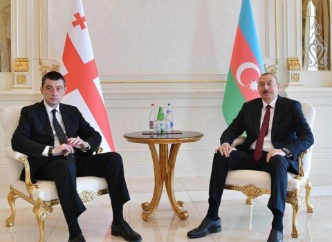 İlham Əliyev Giorgi Qaxariyanı təbrik etdi