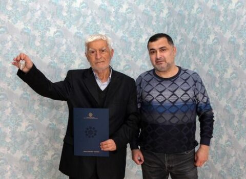 Şəhid ailələri və Qarabağ müharibəsi əlilləri mənzillə təmin edildi – FOTOLAR