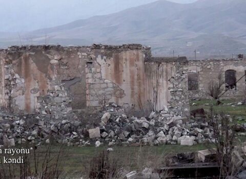 Düşmənin viran qoyduğu daha bir kəndimiz… – VİDEO