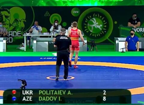 Güləşçimiz Dünya Kubokunun finalına yüksəldi