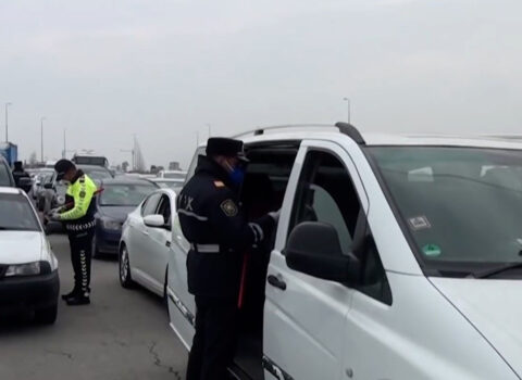 Bakıya qanunsuz sərnişin daşıyan taksi sürücüləri saxlanıldı – VİDEO