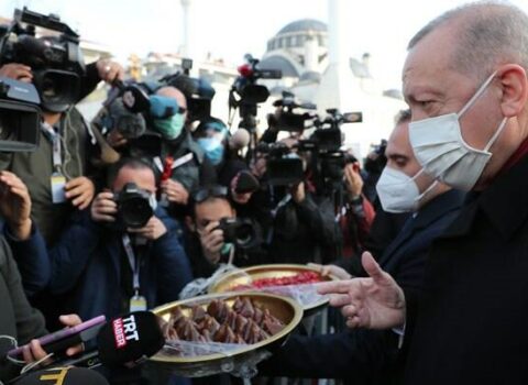 Ərdoğan: Bunları yeyən koronaya yoluxmur