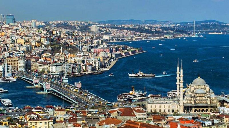 İstanbulda bu azərbaycanlını axtarırlar - Avtomobili ilə birgə YOXA ÇIXIB - FOTO