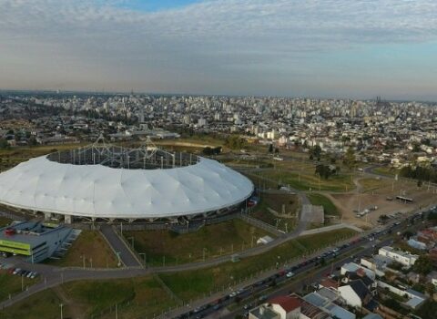 Bu stadiona Maradonanın adı veriləcək