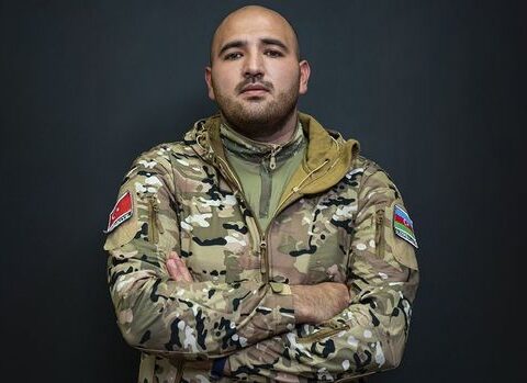 Erməni uşağını xilas edib, 38 düşməni öldürən komandir: “Qorxdum ki, uşağın altına bomba qoyublar” – VİDEO