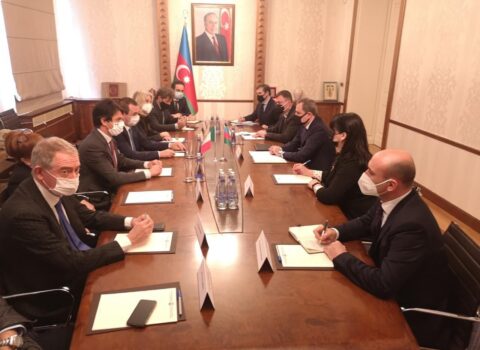 Ceyhun Bayramov italiyalı deputatlarla görüşdü – FOTO