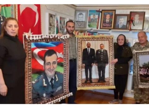 Azərbaycanın Milli Qəhrəmanı Polad Həşimovun anası ziyarət olundu