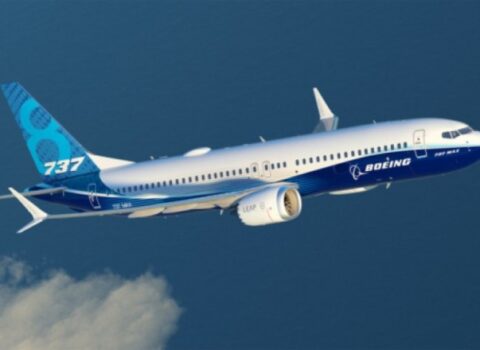 Rusiyada “Boeing 737” sərnişin təyyarəsi təcili eniş etdi