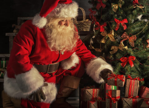 Santa Klaus 118 nəfəri COVID-19-a yoluxdurdu – FOTO