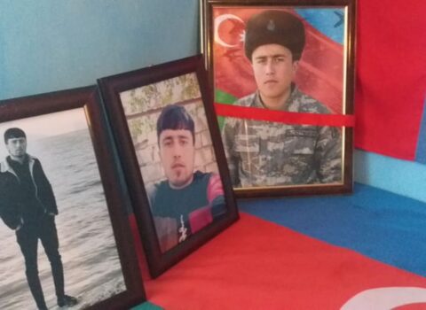 Fabrik şəhid anasını işdən çıxardı: “Dedim, heç olmasa, üzümün yarası sağalsın…”