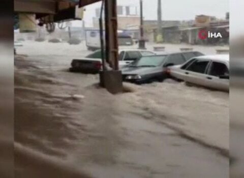 İranda sel fəlakəti: 7 nəfər öldü, 950 nəfər yaralandı